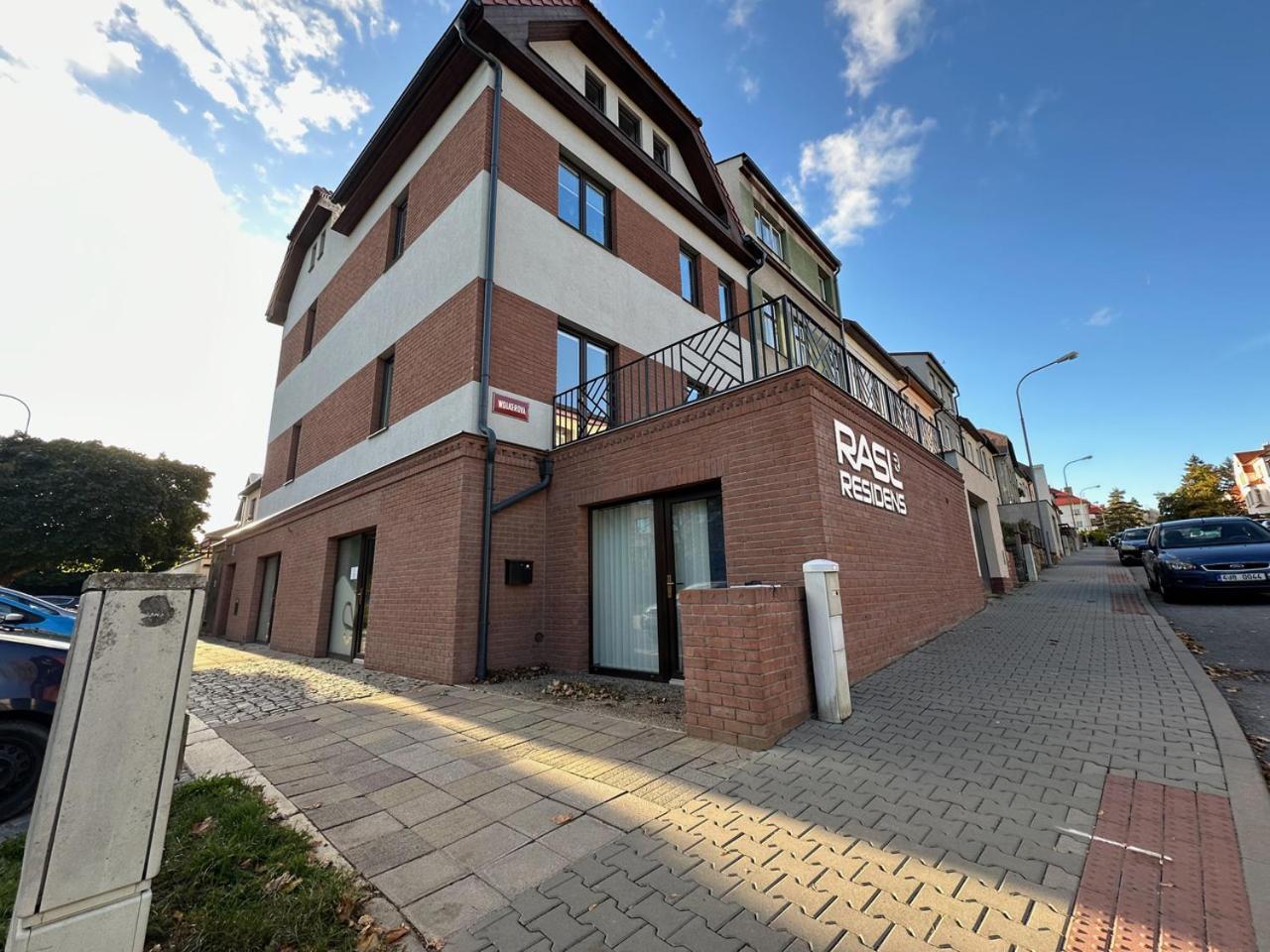 Rasl Residens Apartment Ихлава Екстериор снимка